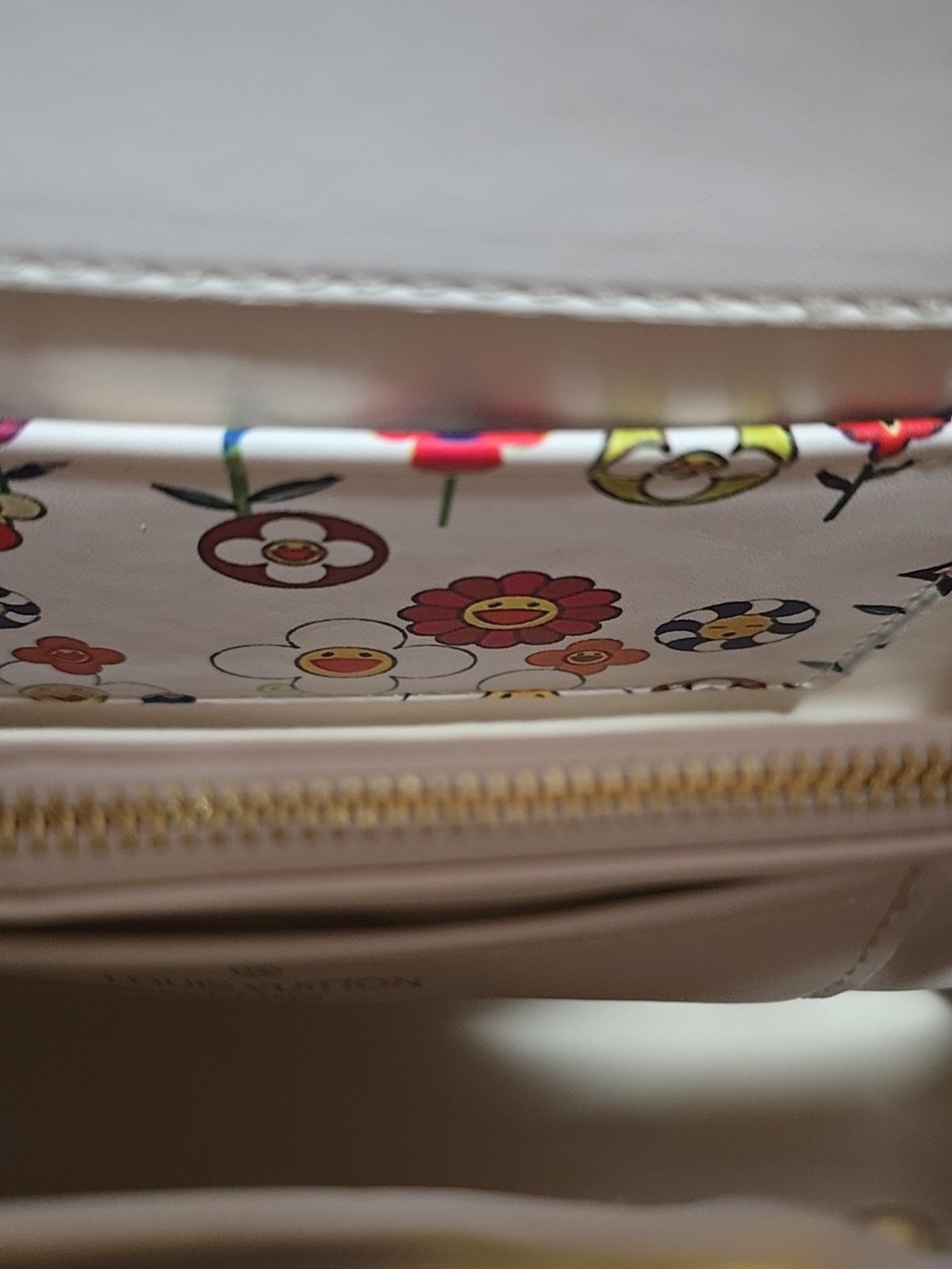 Louis Vuitton White Floral Satchel with Multicolor Print - Picture 4 of 7